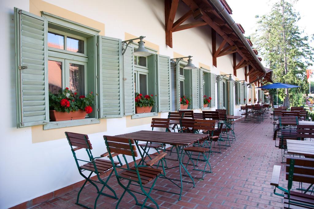 Отель Abbazia Country Club Nemesnep Экстерьер фото